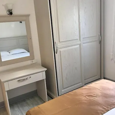 Parilti Beach Houses 아파트